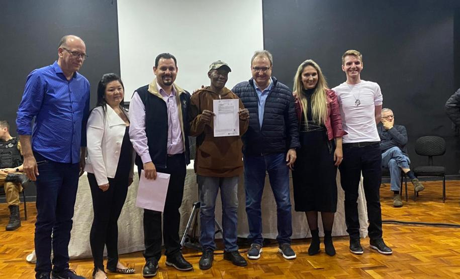 Cohapar regulariza imóveis de 55 famílias de Cornélio Procópio