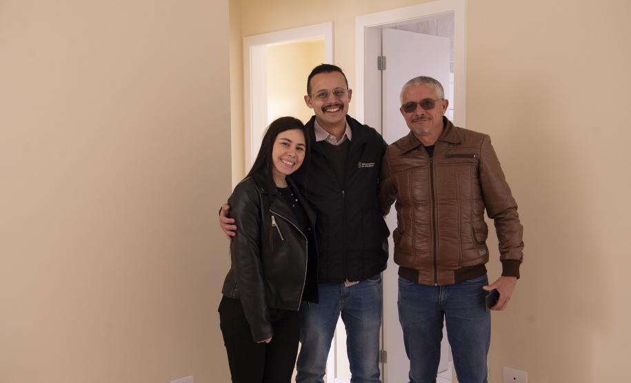 Com apoio do Estado, 111 famílias de Araucária conquistam a casa própria