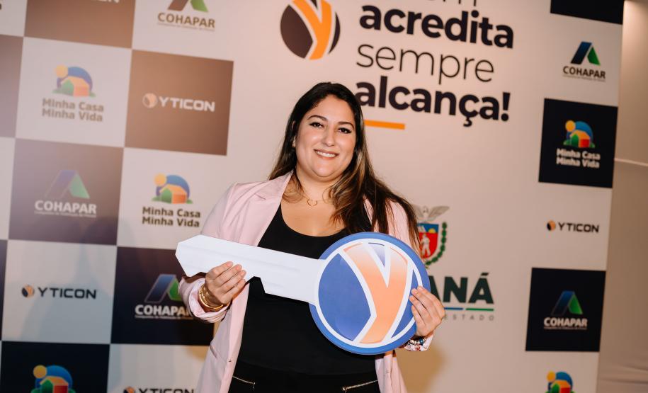 Com apoio do Estado, 21 famílias de Cambé conquistam o sonho da casa própria