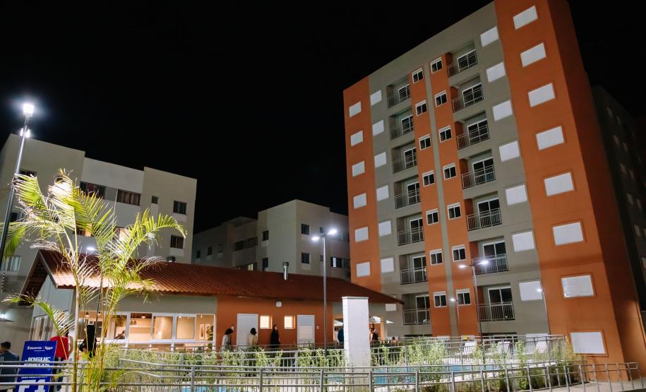 Com apoio do Estado, 21 famílias de Cambé conquistam o sonho da casa própria