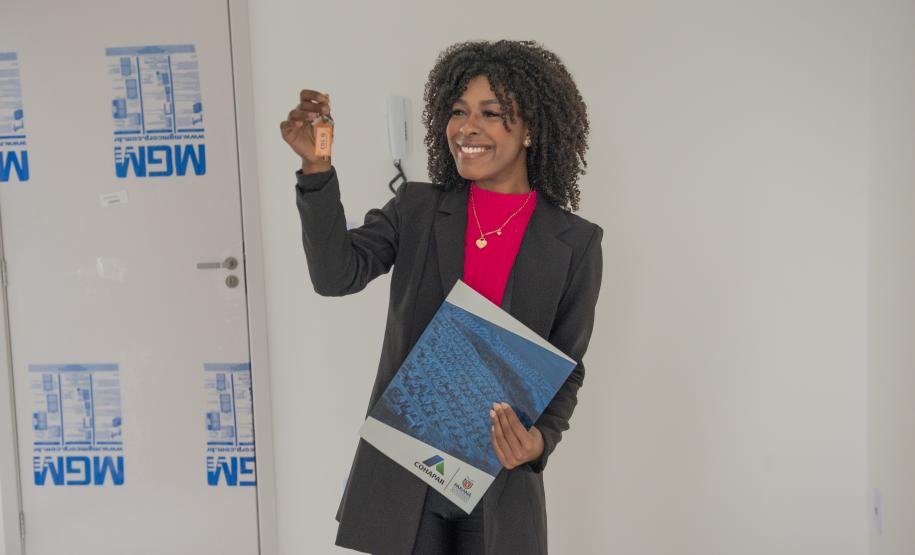 Com apoio do Estado, famílias de Almirante Tamandaré conquistam novas moradias