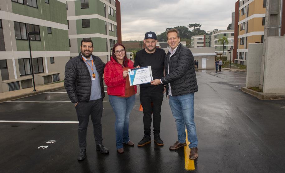 Com apoio do Estado, famílias de Almirante Tamandaré conquistam novas moradias