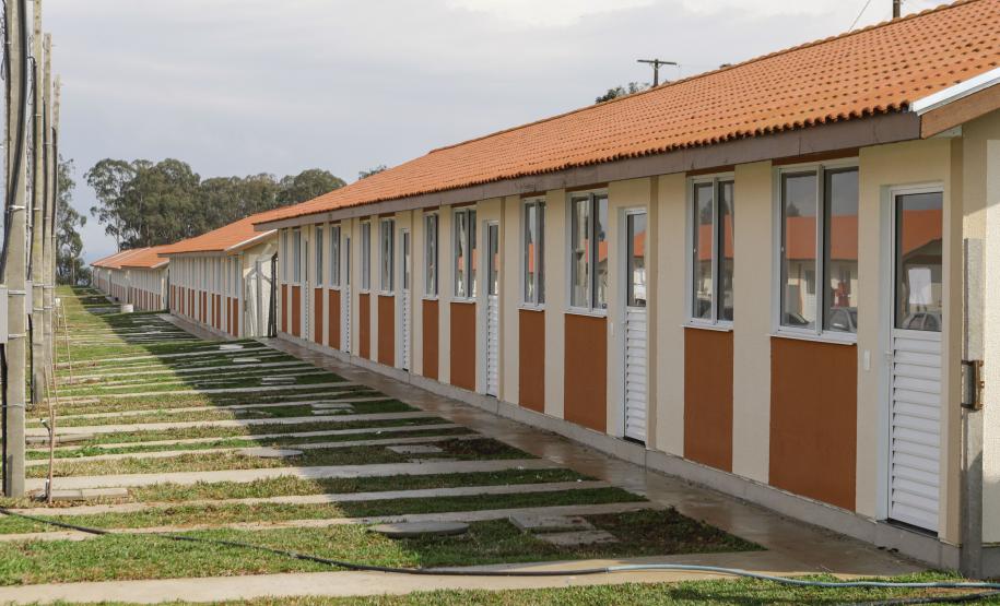 Com apoio da Estado, 94 famílias da Lapa recebem as chaves da casa própria