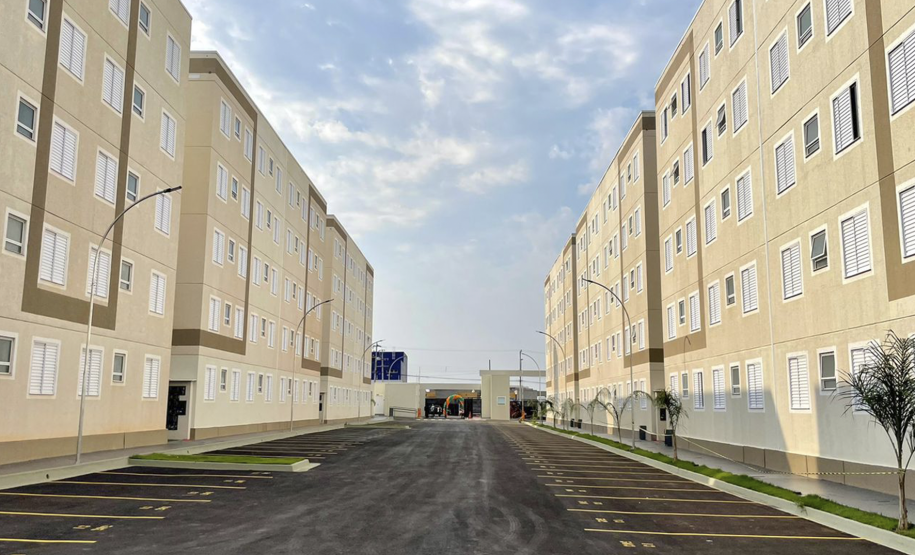 Entrega de 72 Apartamentos no Residencial La Plata em Cambé pelo Programa Casa Fácil Paraná