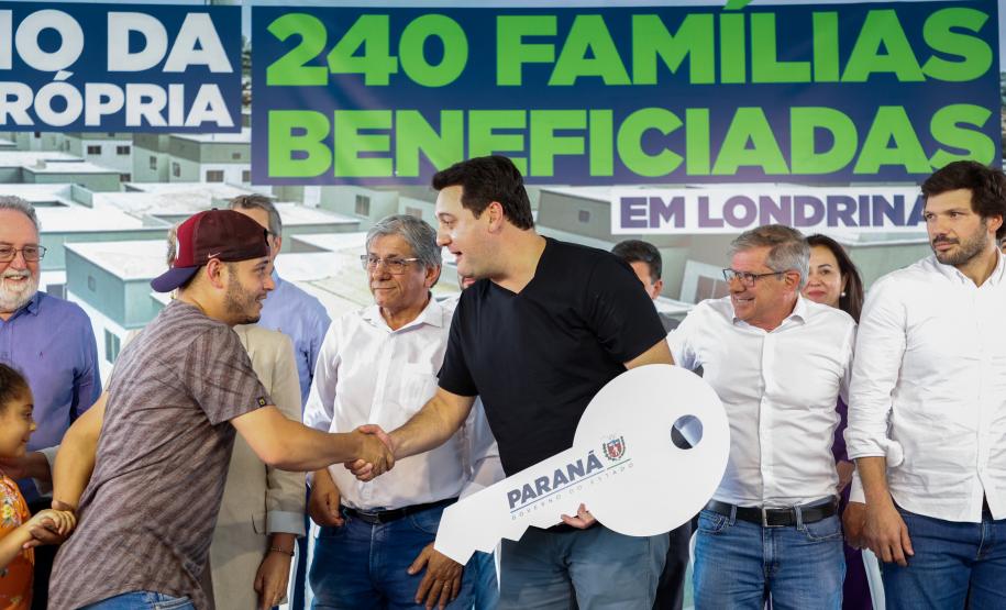 Aporte de R$ 2,5 milhões do Estado ajuda 166 famílias de Londrina a comprarem apartamento
