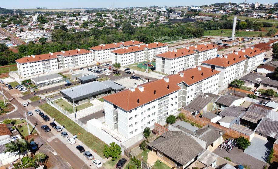 Com apoio do Estado para entrada, 85 famílias de Cascavel conquistam a casa própria