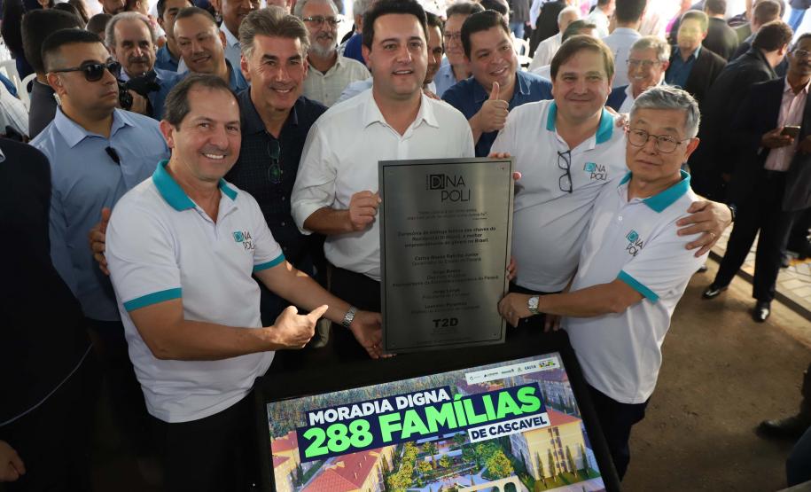 Com apoio do Estado para entrada, 85 famílias de Cascavel conquistam a casa própria
