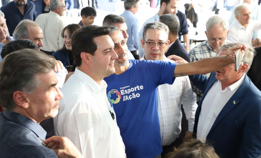 Com apoio do Estado para entrada, 85 famílias de Cascavel conquistam a casa própria