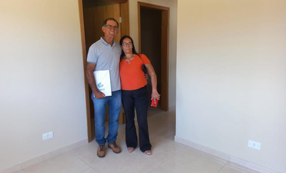 Um sonho que se torna realidade: 36 Famílias de Alto Paraíso recebem suas casas com a ajuda do subsídio do Governo.