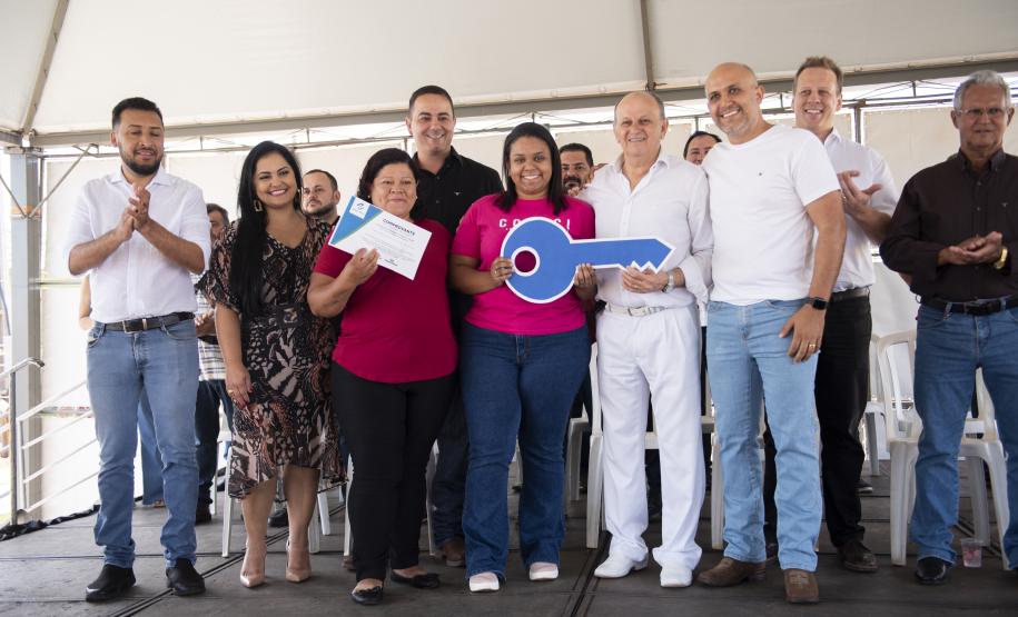 Cohapar realiza duas entregas de moradias no Paraná: Atalaia e Paiçandu