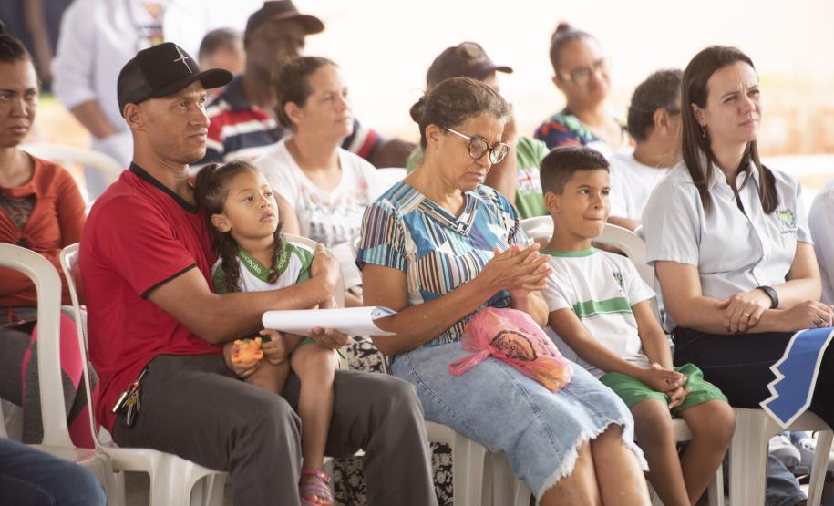 Cohapar realiza duas entregas de moradias no Paraná: Atalaia e Paiçandu