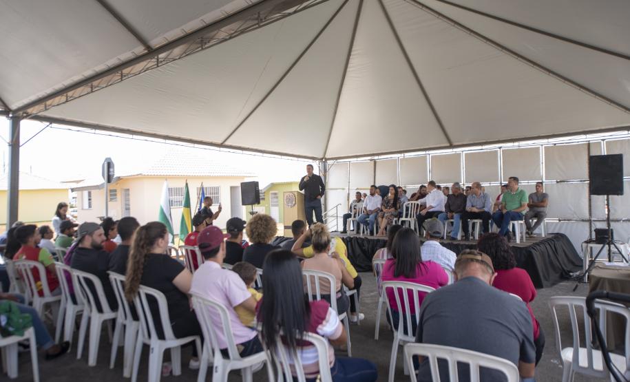 Cohapar realiza duas entregas de moradias no Paraná: Atalaia e Paiçandu