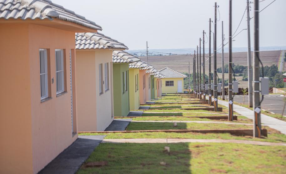Cohapar realiza duas entregas de moradias no Paraná: Atalaia e Paiçandu