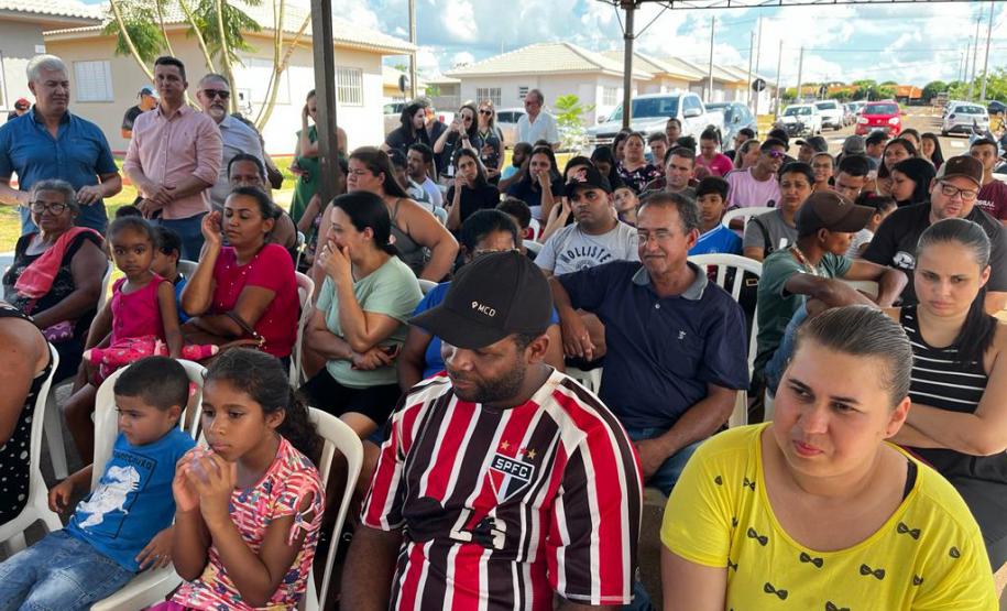 Estado ajuda no valor de entrada e 63 famílias de Terra Rica compram imóvel próprio
