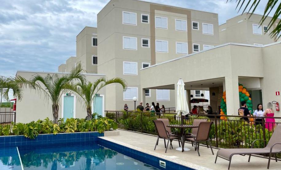 Governo ajuda na entrada e 97 famílias de Londrina realizam o sonho da casa própria