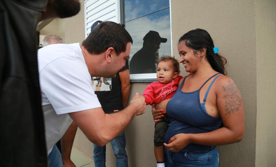 Governador entrega condomínio residencial para 103 famílias em Loanda