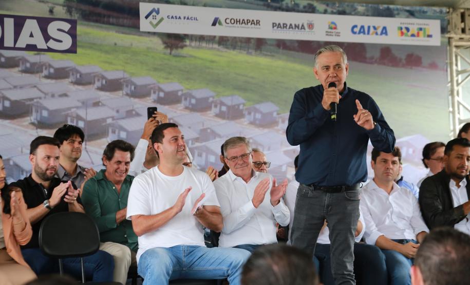 Governador entrega condomínio residencial para 103 famílias em Loanda