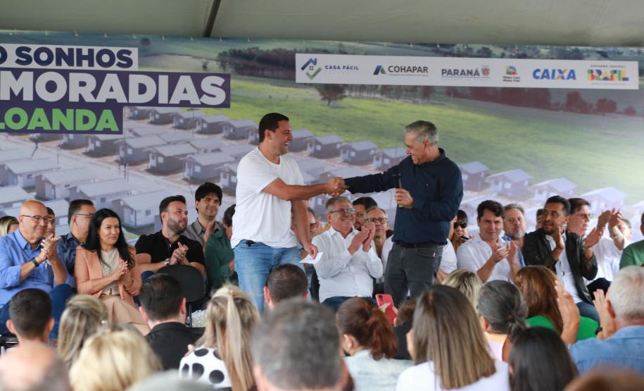 Governador entrega condomínio residencial para 103 famílias em Loanda