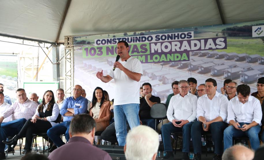 Governador entrega condomínio residencial para 103 famílias em Loanda