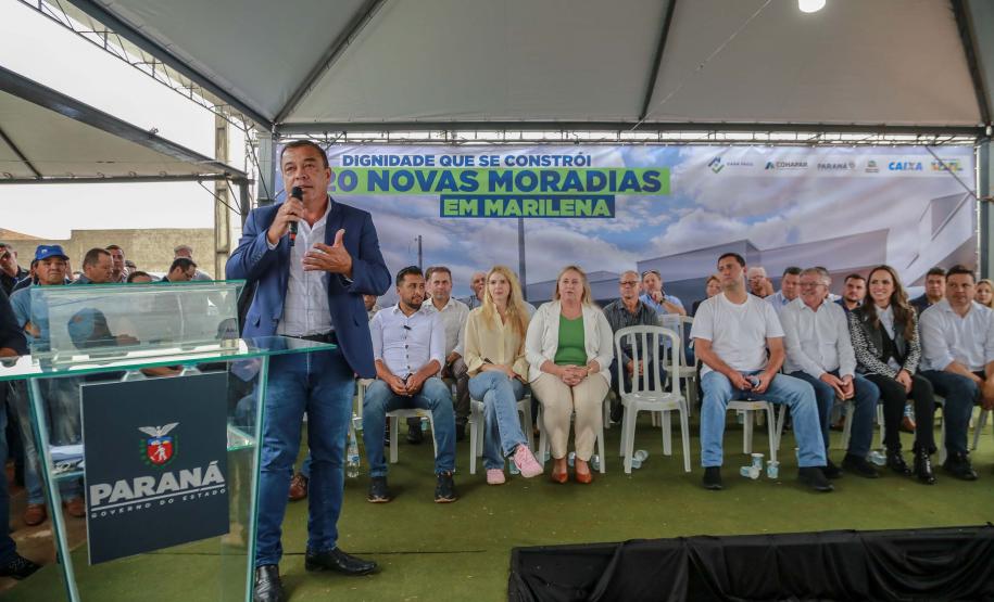 Com subsídio do Estado, 20 famílias de Marilena recebem as chaves da casa própria