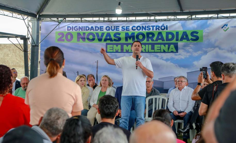 Com subsídio do Estado, 20 famílias de Marilena recebem as chaves da casa própria