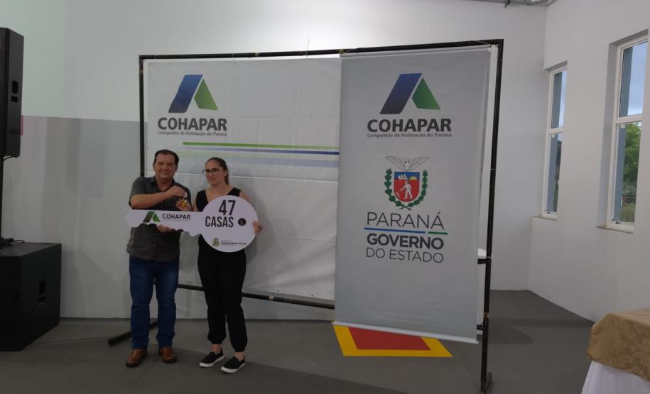 47 famílias de Bom Sucesso do Sul recebem as chaves da casa própria pelo programa Casa Fácil Paraná - Modalidade Financiamento