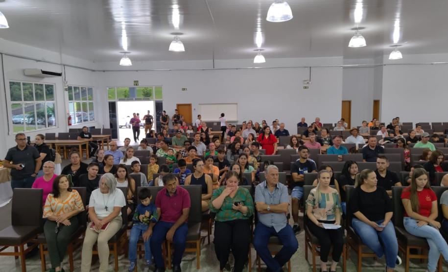 47 famílias de Bom Sucesso do Sul recebem as chaves da casa própria pelo programa Casa Fácil Paraná - Modalidade Financiamento