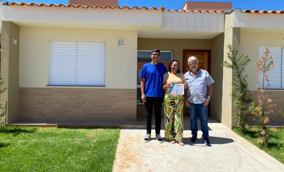 Com 270 mil em recursos estaduais, Cohapar viabiliza moradias para famílias de Santo Antônio da Platina