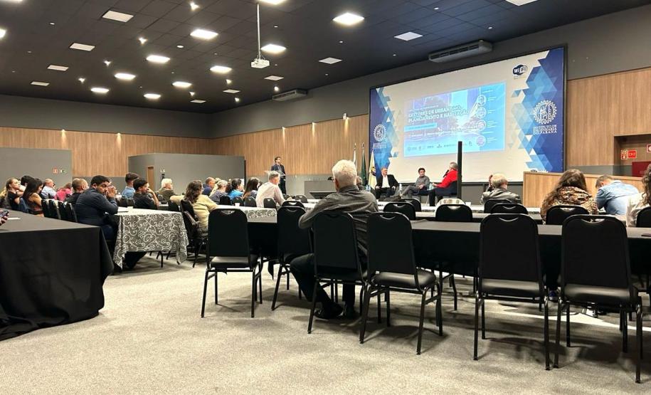 Cohapar participa do 1º Encontro Metropolitano de Gestores de Urbanismo, Planejamento e Habitação