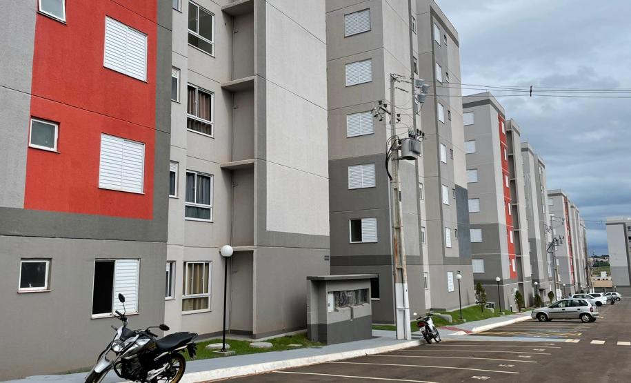 Entregas no norte e noroeste do Estado beneficiam 237 famílias parananenses através do Casa Fácil