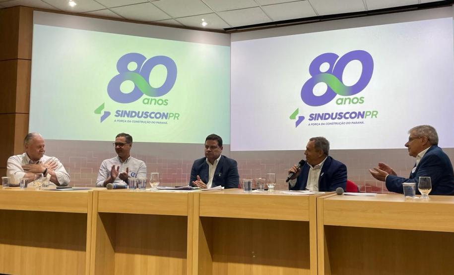 Cohapar apresenta as políticas habitacionais do Governo do Estado no Sinduscon Meeting