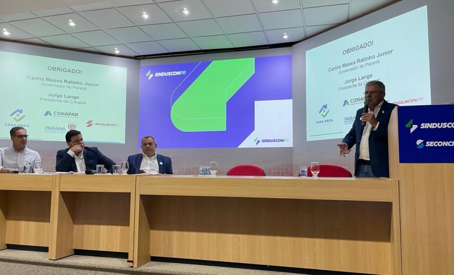 Cohapar apresenta as políticas habitacionais do Governo do Estado no Sinduscon Meeting
