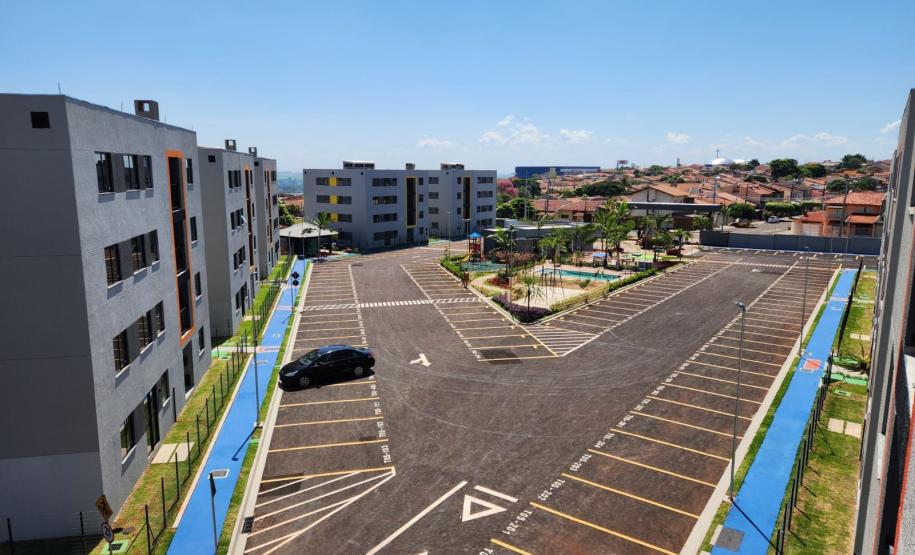 Com recursos estaduais, 160 famílias conquistam imóveis em Londrina