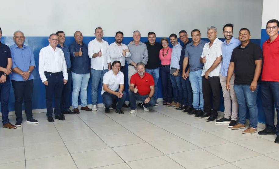 Cohapar e Casa Civil realizam eventos de adesão ao Programa Escritura na Mão junto à AMP