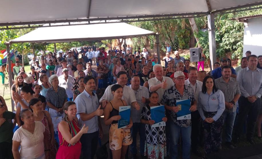 98 famílias de Guaíra regularizam posse de imóveis através do Casa Fácil