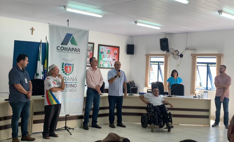 23 famílias de Jundiaí do Sul recebem as chaves da casa própria pelo Casa Fácil Paraná - Modalidade Financiamento