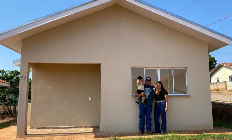 23 famílias de Jundiaí do Sul recebem as chaves da casa própria pelo Casa Fácil Paraná - Modalidade Financiamento