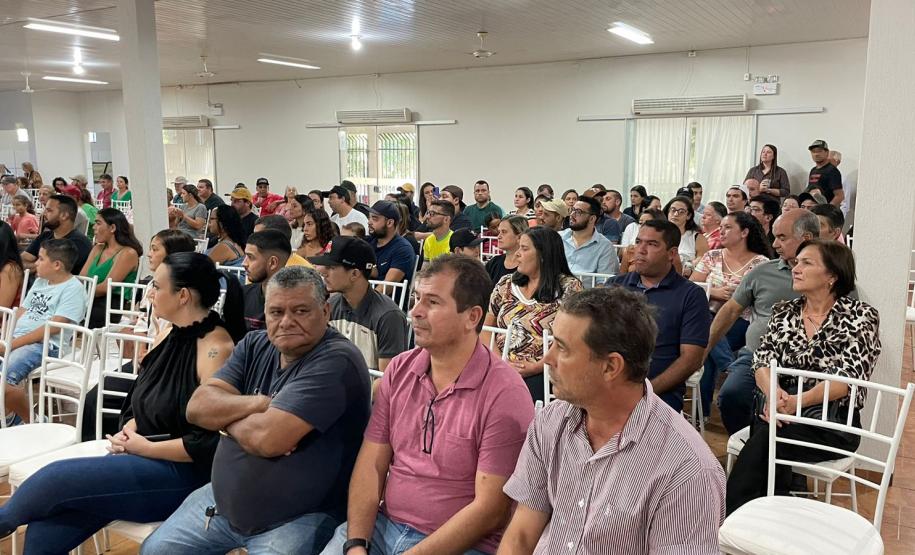 Por meio do Programa Casa Fácil, Cohapar entrega 30 casas e 45 escrituras públicas para famílias de Primeiro de Maio