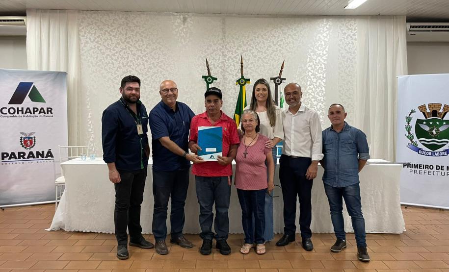 Por meio do Programa Casa Fácil, Cohapar entrega 30 casas e 45 escrituras públicas para famílias de Primeiro de Maio