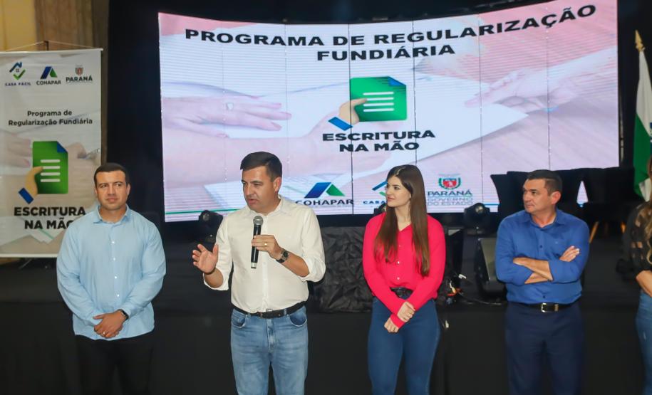 Cohapar e Casa Civil realizam eventos de adesão ao Programa Escritura na Mão junto à AMP