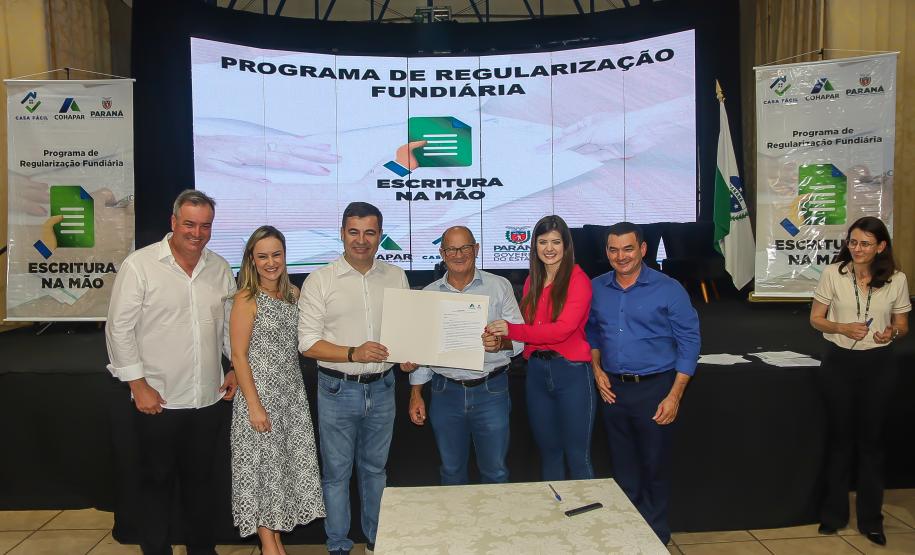 Cohapar e Casa Civil realizam eventos de adesão ao Programa Escritura na Mão junto à AMP