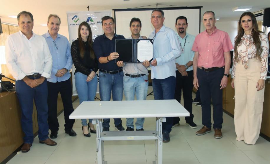 Estado realiza mais uma etapa de reuniões sobre o Programa Escritura na Mão junto à AMP