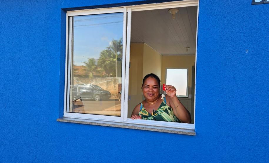 Em Ângulo, 12 famílias ganham novos lares por meio do Programa Casa Fácil Paraná