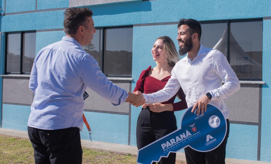 Com apoio do Estado, 144 famílias conquistam imóvel próprio em Araucária