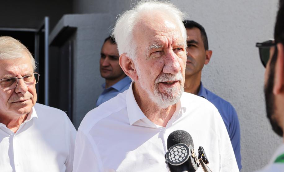 Com apoio do Estado, 200 moradores de Maringá ganham as chaves da casa própria