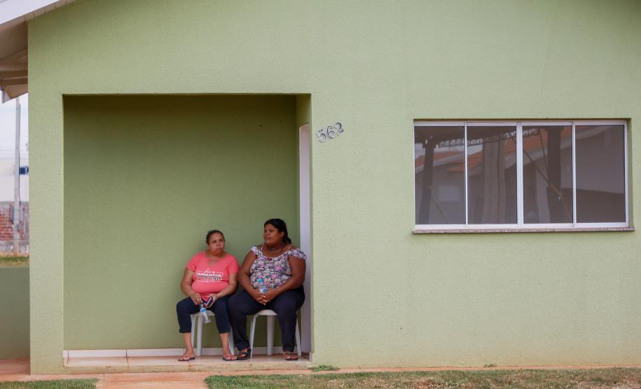 Piana inaugura residencial que beneficia 40 famílias de São Carlos do Ivaí