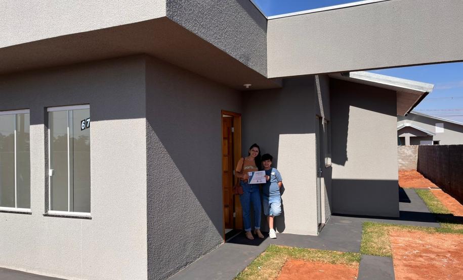 Por meio do Casa Fácil Paraná, 14 famílias de Loanda realizam o sonho da casa própria