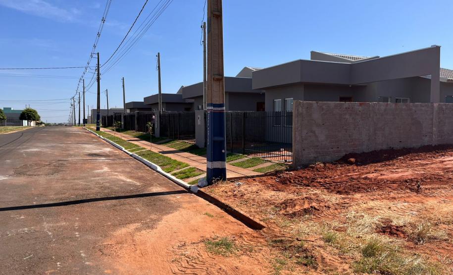 Por meio do Casa Fácil Paraná, 14 famílias de Loanda realizam o sonho da casa própria