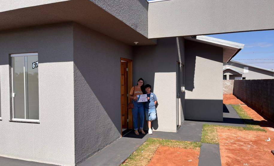 Por meio do Casa Fácil Paraná, 14 famílias de Loanda realizam o sonho da casa própria