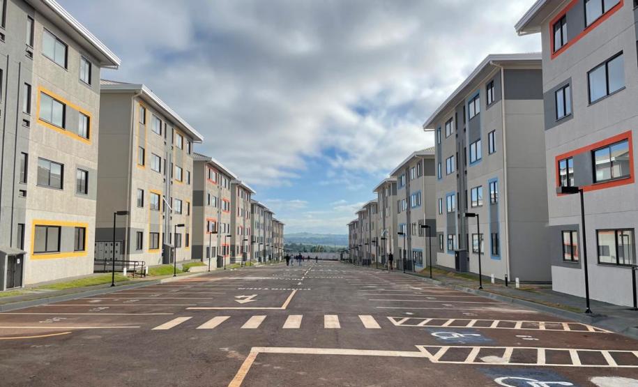 Com aporte de R$ 4,1 milhões pelo Casa Fácil, residencial com 272 apartamentos é entregue em Londrina